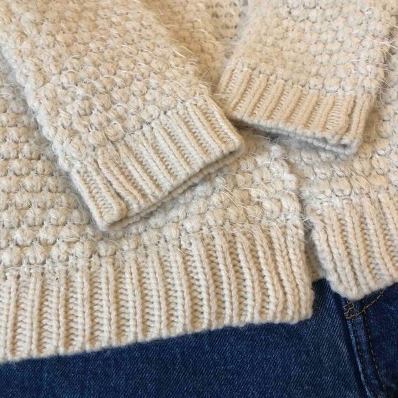 Fuzzy Soft Weave Cardigan, Size S - Picture 4 of 6